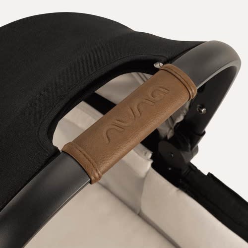demi™ next bassinet + stand