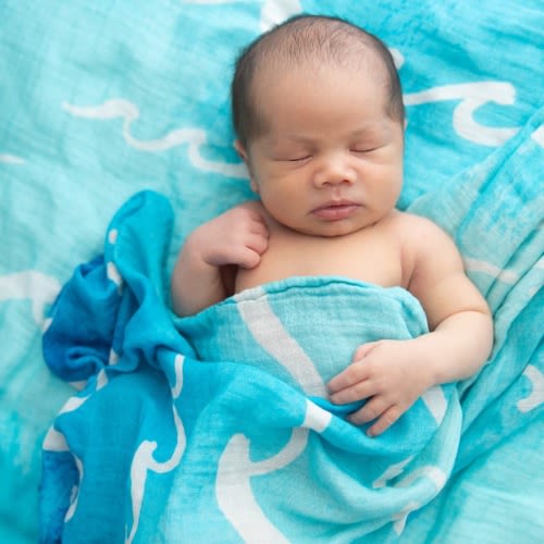 Nalu Muslin Swaddle Blanket - Coco Moon Hawaii
