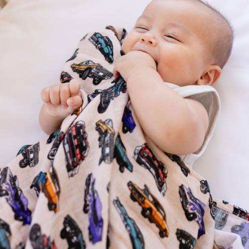 Axel Classic Car Swaddle Car Baby Shower Gift