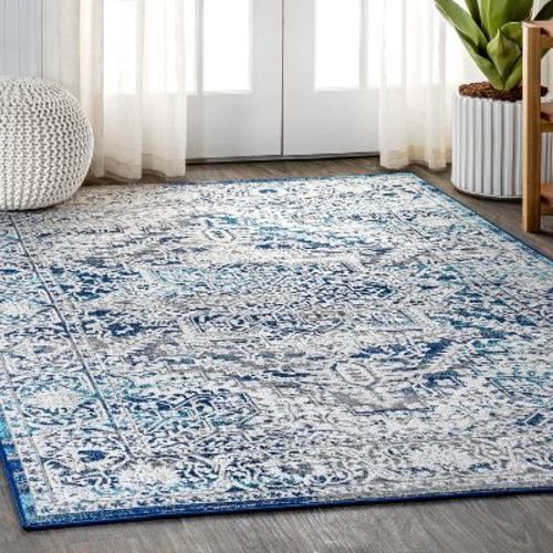 4'x6' Modern Vintage Medallion Area Rug, Light Grey - JONATHAN Y
