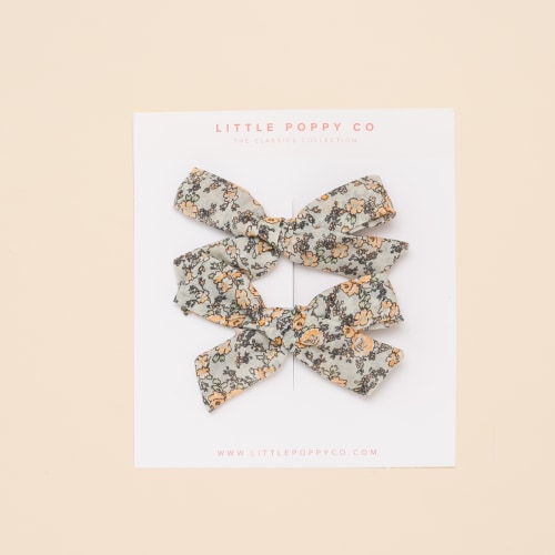 Robin Floral Pigtail Bow Clip