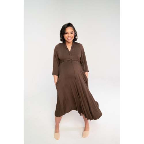 Lila Labor & Postpartum Gown in Mocha