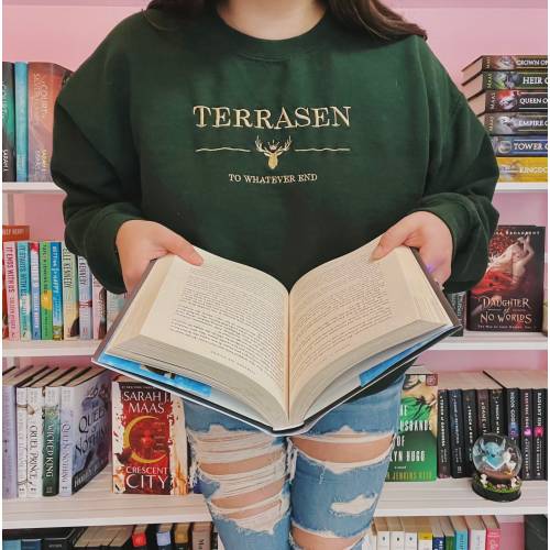 Terrasen Embroidered Sweatshirt