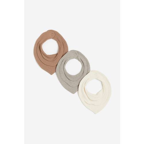 3-PACK RIBBED TRIANGULAR SCARVES