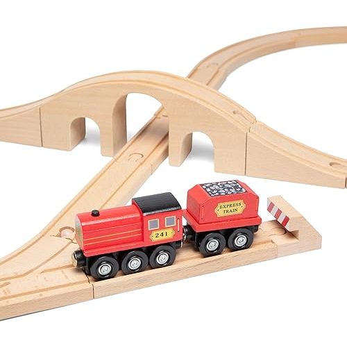 Classic Wooden Figure Eight Train Set