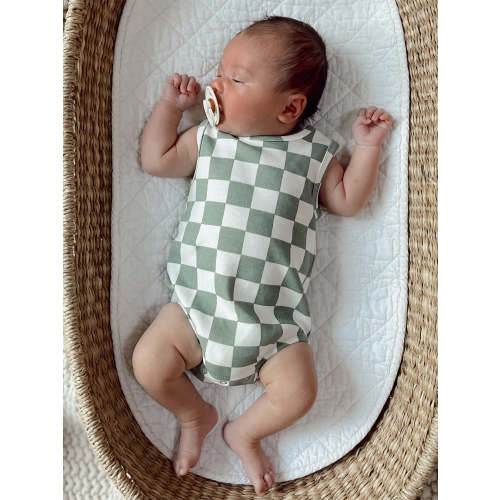 Newborn - Matcha Milkshake Checkerboard / Organic Dune Bubble