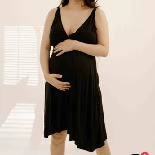 Juliet Labor & Postpartum Gown in Black – Lila