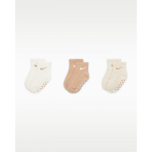 Nike Baby Core Swoosh Gripper Socks (3 Pairs). Nike.com