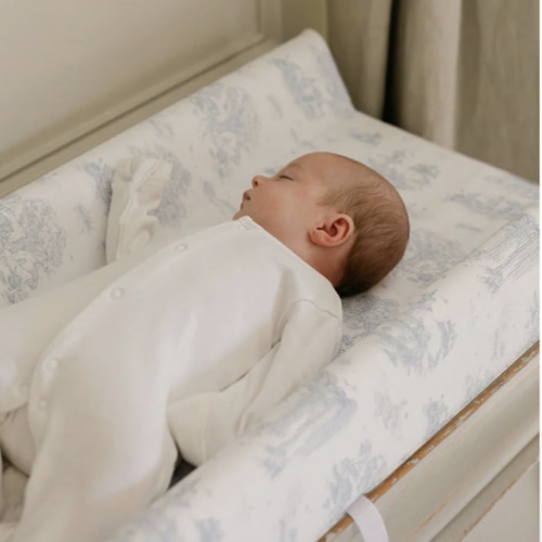 Spring Toile Blue Wipeable Contour Change Pad