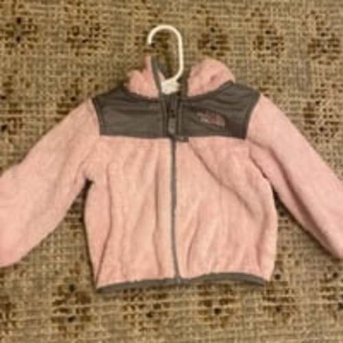 6-12 months pink Northface jacket like new
