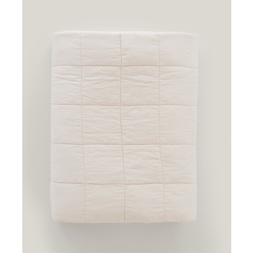 Home Organic Quilt made with Organic Cotton | Pact