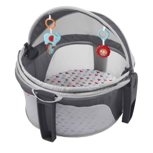 Fisher-Price Portable Bassinet On-The-Go Baby Dome, Travel Play Space with Developmental Newborn Toys & Canopy, Arrows Away