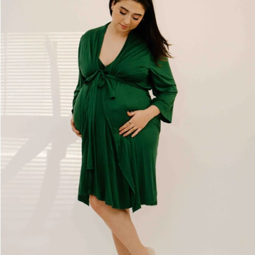 Robes in Emerald – Lila