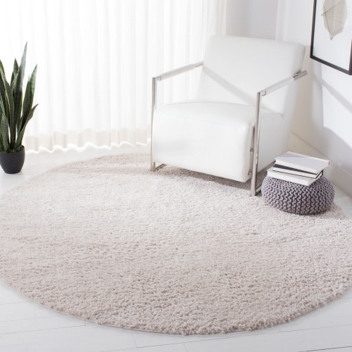 Safavieh August Shag 3 x 3 (ft) Loomed Polypropylene Beige Round Indoor Solid Farmhouse/Cottage Throw rug