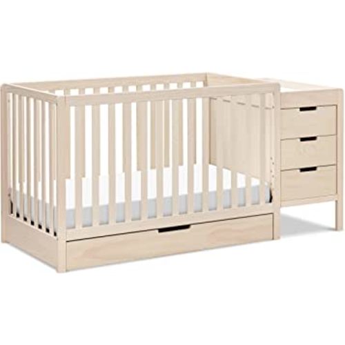 Carter's by DaVinci Colby 4-in-1 Convertible Crib & Changer Combo