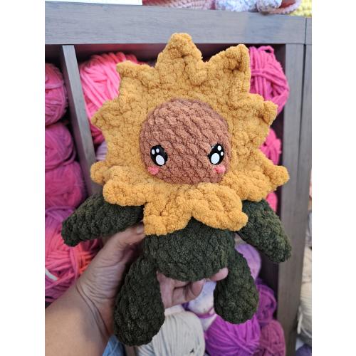 Handmade Crochet Sunflower Baby Plushie – 11″ Chenille Yarn Flower with Safety Eyes – Soft Lovey for Kids