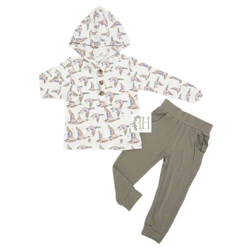 Flyin’ South Hooded Set
– Everleigh Elaine