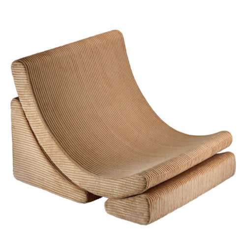 Moon chair, toffee