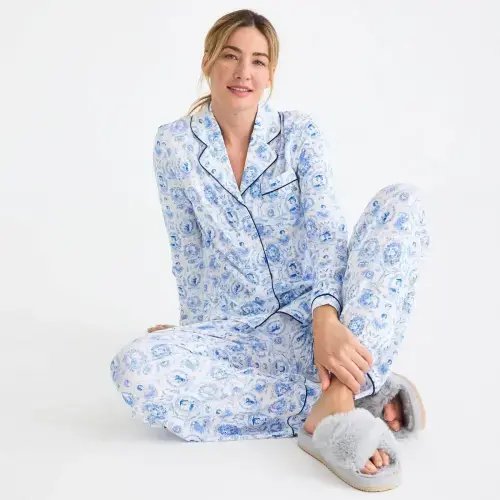 Women’s Magnetic Classic with a Twist PJ Set – Magnetic Me