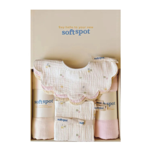 Springtime birth gift set | Ecru