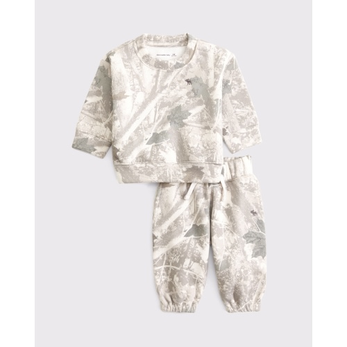 baby essential icon crew sweatshirt set