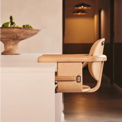Hiko table chair