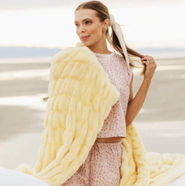 Hugs Butter Yellow Plush Blanket | Minky Couture