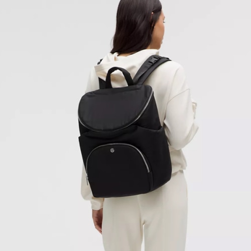 17L lululemon diaper bag