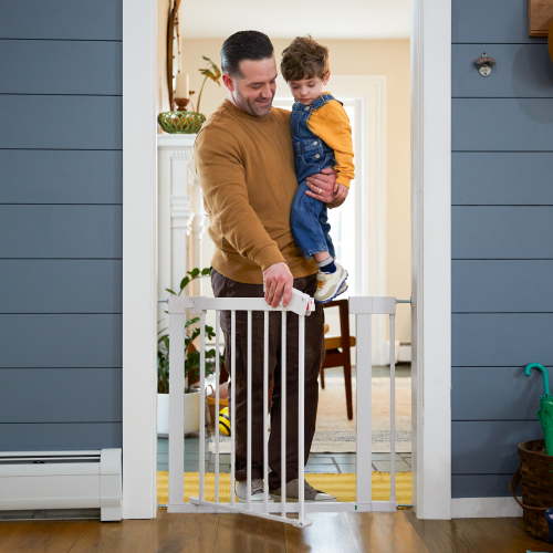 Safety 1st Pressure-Check Gate with SecureTech®, White