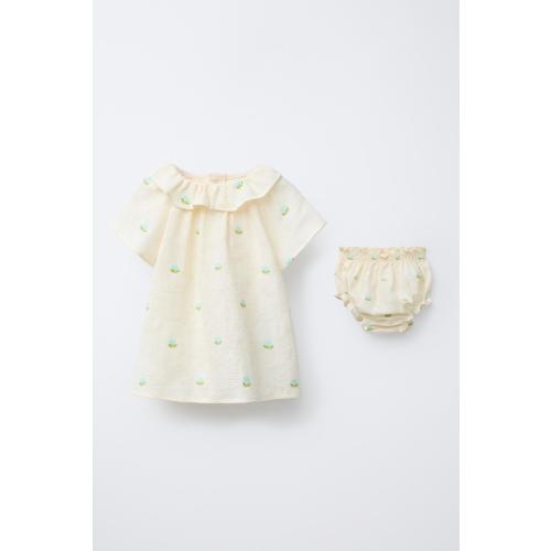 FLORAL TEXTURE BLOUSE AND PANTIES - Ecru / Green | ZARA United States