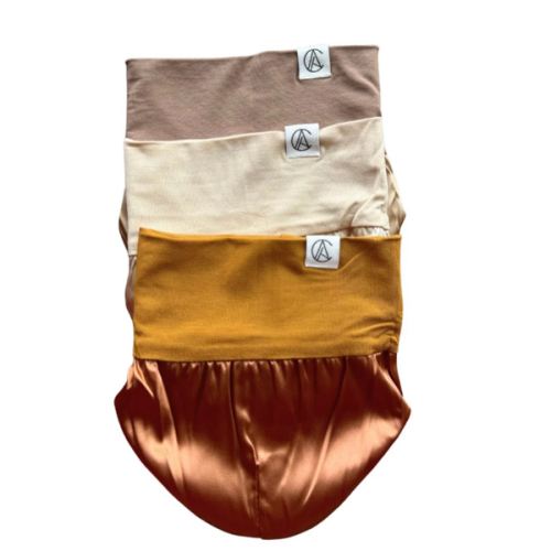 Newborn Satin Lined Jersey Beanie Gift Set-Neutral – Aarin & Co.