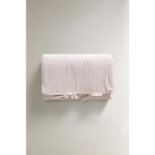 STRIPED CHECK CHANGING MAT