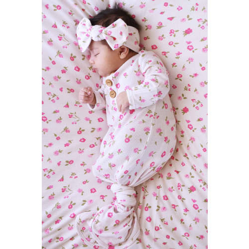 Penny's Posies Bamboo Waffle Newborn Baby Knot Gown & Hat Set