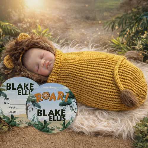 Knitted Lion Cocoon Set: Newborn Photoshoot Outfit with Custom Name Signs