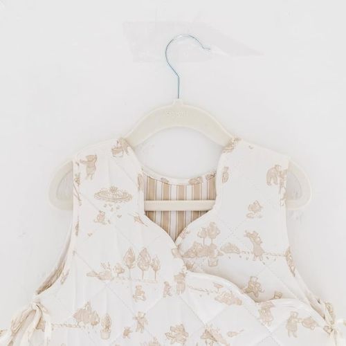 3 Sprouts Velvet Baby Hangers - Non-Slip Hanger for Infant, Toddler, Baby Clothes - Closet Kids Hangers with Slim Design, Nordic Colors, Pack of 30 - Cream