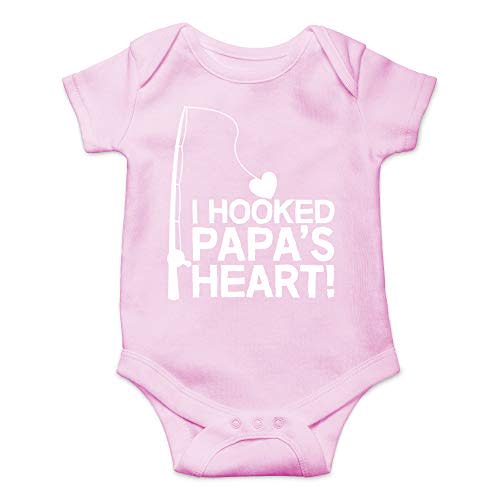 CBTwear I Hooked Papa's Heart - Baby Clothes - Funny Newborn Bodysuit Outfits for Boys and Girls