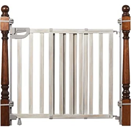 Summer Infant Banister and Stair Wood Safety Gate with Extra Wide Door Design and Comfort Grip handle for Easy One Handed Release, Multicolor