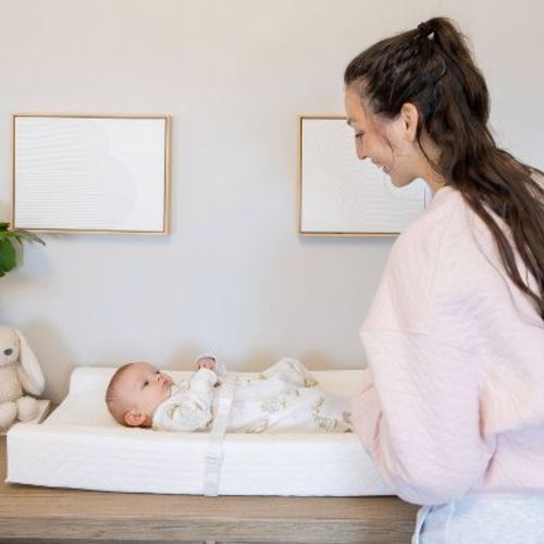 Regalo Infant Changing Pad: Polyester Foam, Solid White, 78.8 x 40.8 cm