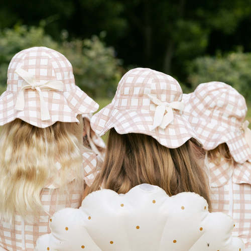 Petal Sun Hat · Gingham | Baby & Girls Sun Hats | Baby & Girls Bikinis | Baby & Girls Swimsuits – Petit Playa