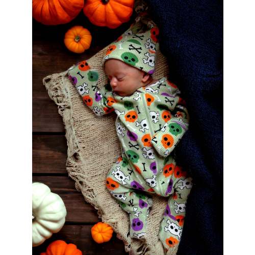 Organic Waffle Basic Zip Footie, Candy Skulls Green