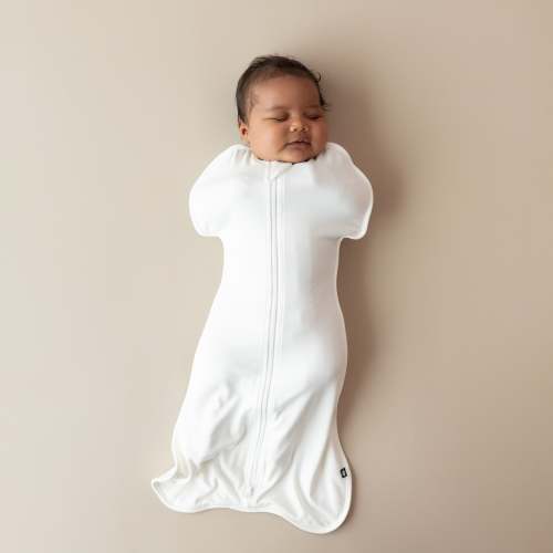 Swaddle Bag in Cloud 0.5 | Baby Swaddle | Kyte Baby