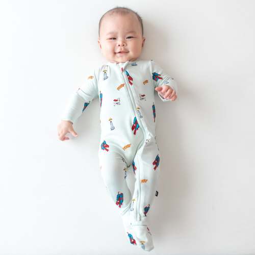 3-6 Zippered Footie in Superman™