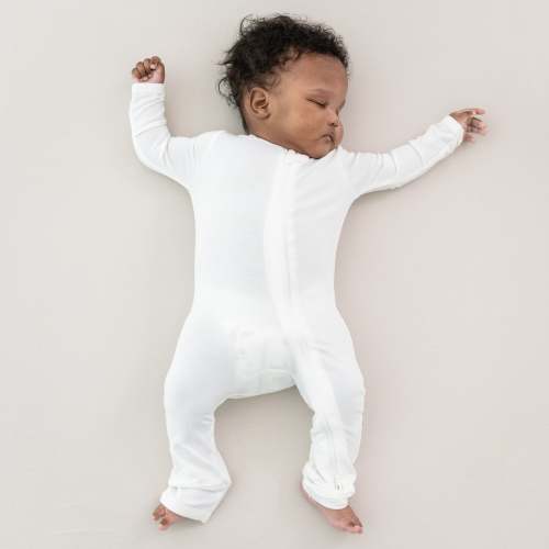 Zippered Romper in Cloud | Romper Pajamas | Kyte Baby