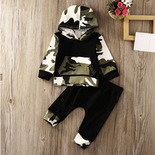 Camo Hoodie Outfit