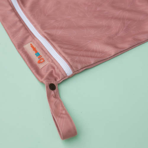 Best Wet Bag – Waterproof & Spacious for Wet Clothes, Towels, & More