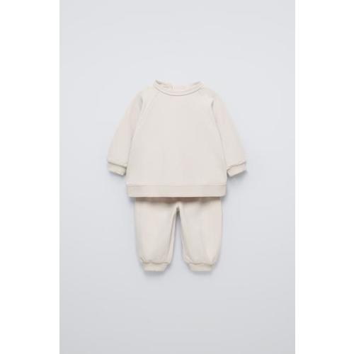 Sweatsuit - ZARA