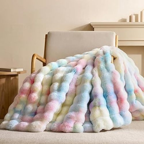YIKUSH Faux Fur Throw Blanket for Couch, Rainbow Fluffy Cozy Rabbit Bubble Fleece Blanket, Soft Fuzzy Blanket for Sofa & Bed, Warm Plush Thick Luxury Home Room Decor Throw 50"x60"-1100GMS