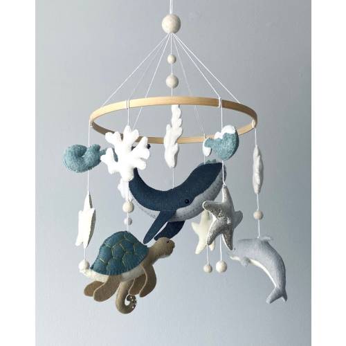 Baby mobile/ Whale mobile/ Baby girl mobile/ Felt mobile/ Nursery mobile/ Crib mobile/ Nautical mobile/ Felt baby mobile bebe/ Ocean mobile