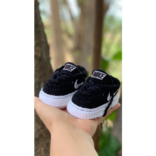 Nike black & white