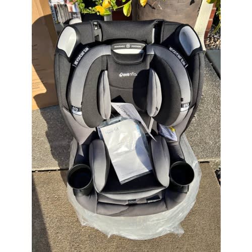 Evenflo Gold Revolve360 Slim 2-in-1 Rotational Car Seat with SensorSafe - Convertible Car Seats - Christiana, Tennessee | Facebook Marketplace | Facebook
